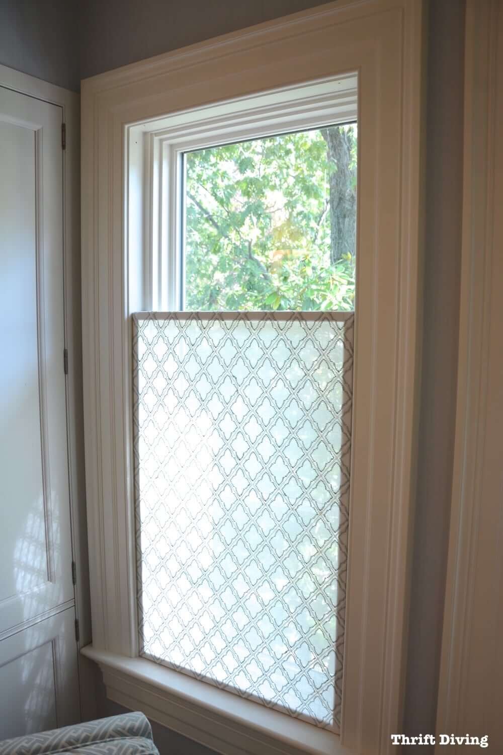 #10. DIY Window Privacy Screen for Bathroom