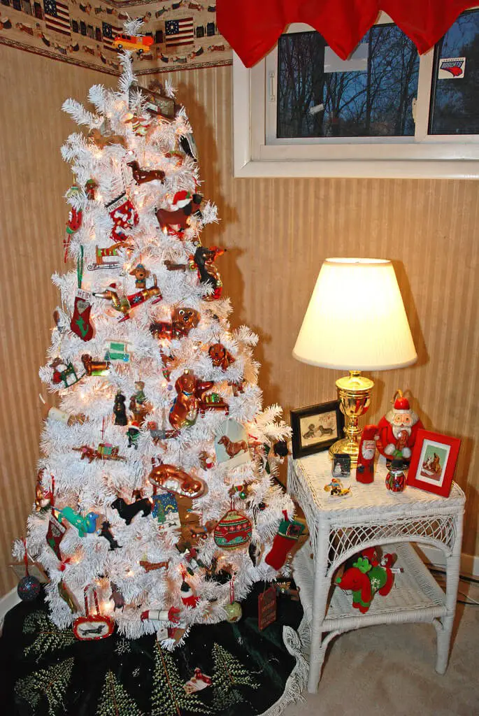 #6. Dachshund Christmas Tree