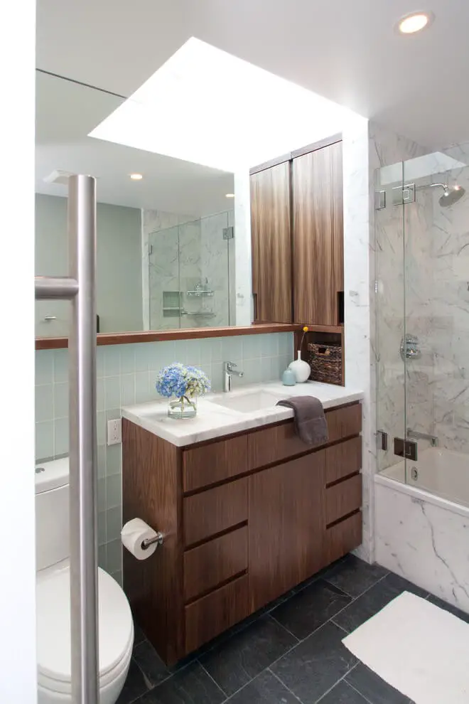 Use Lighting to Increase Space in a Small Bathroom