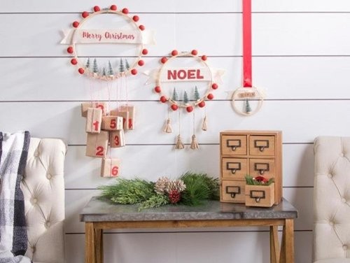 Set up a DIY holiday advent calendar feature