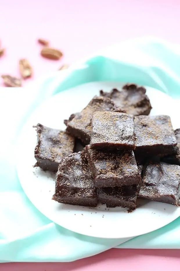 3 INGREDIENT NO BAKE VEGAN BROWNIES