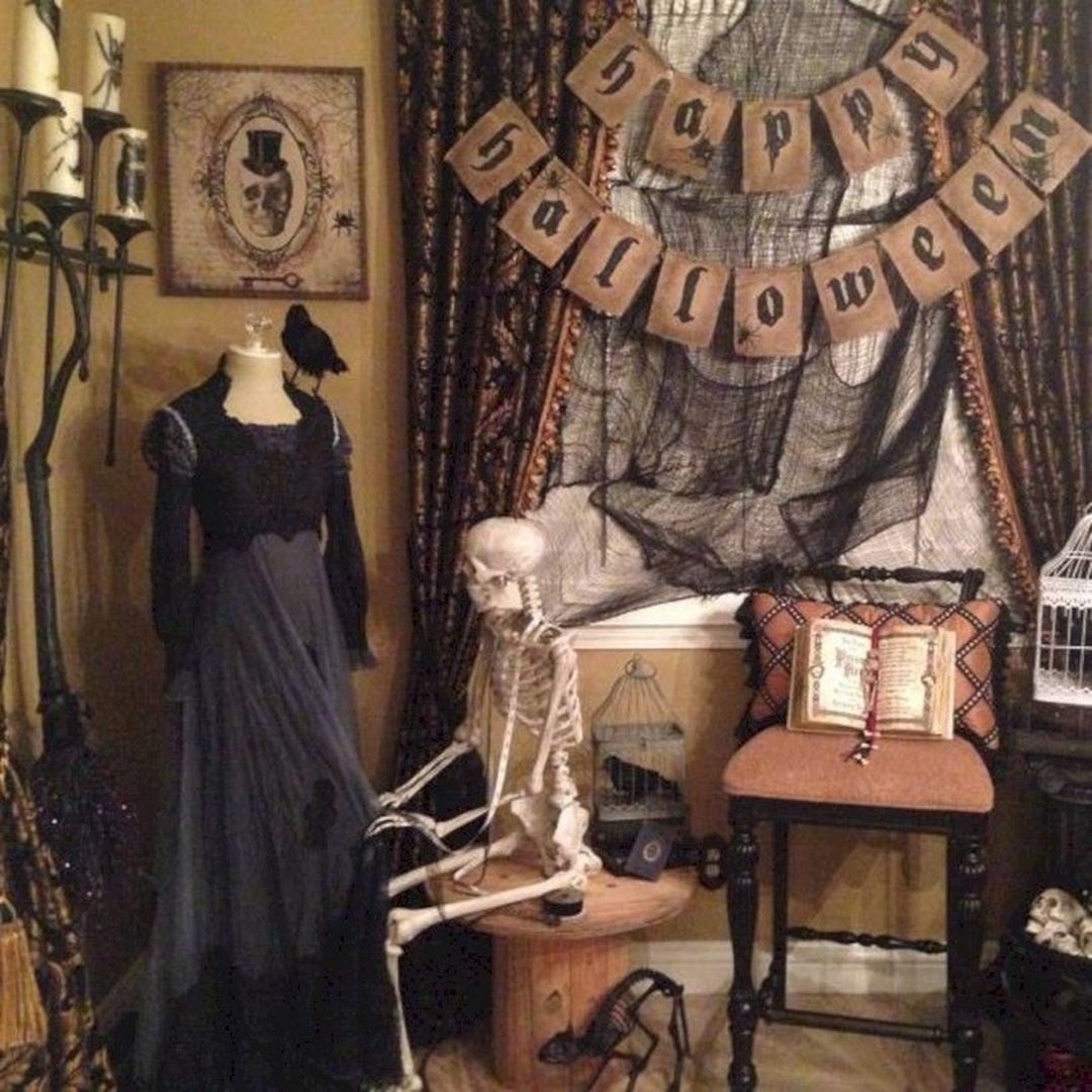 35+ Vintage Halloween Decorations