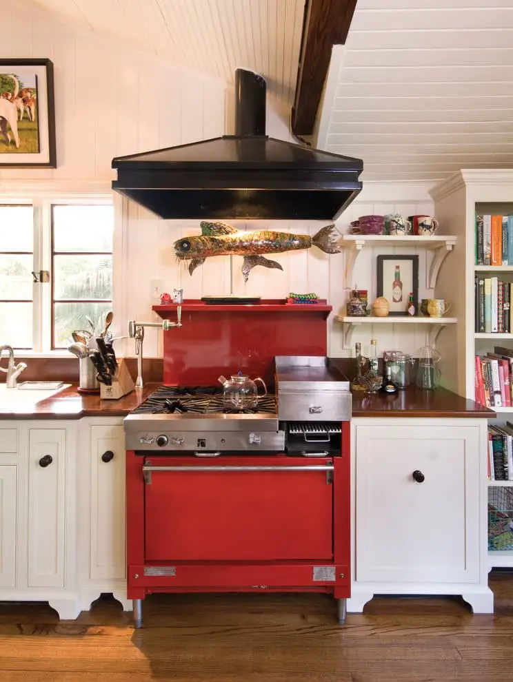 Red appliances + White cabinets.