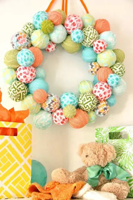 #16. DIY Wreath for Easter’s Day