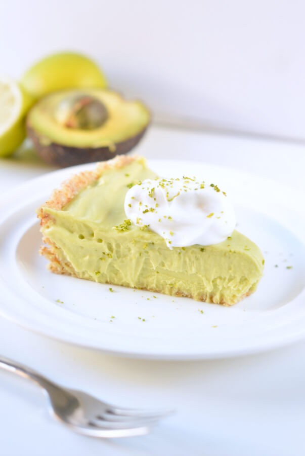 Avocado key lime pie vegan + paleo + keto