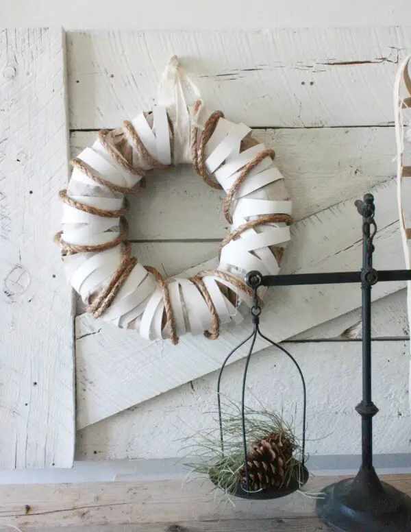 Neutral farmhouse wreath