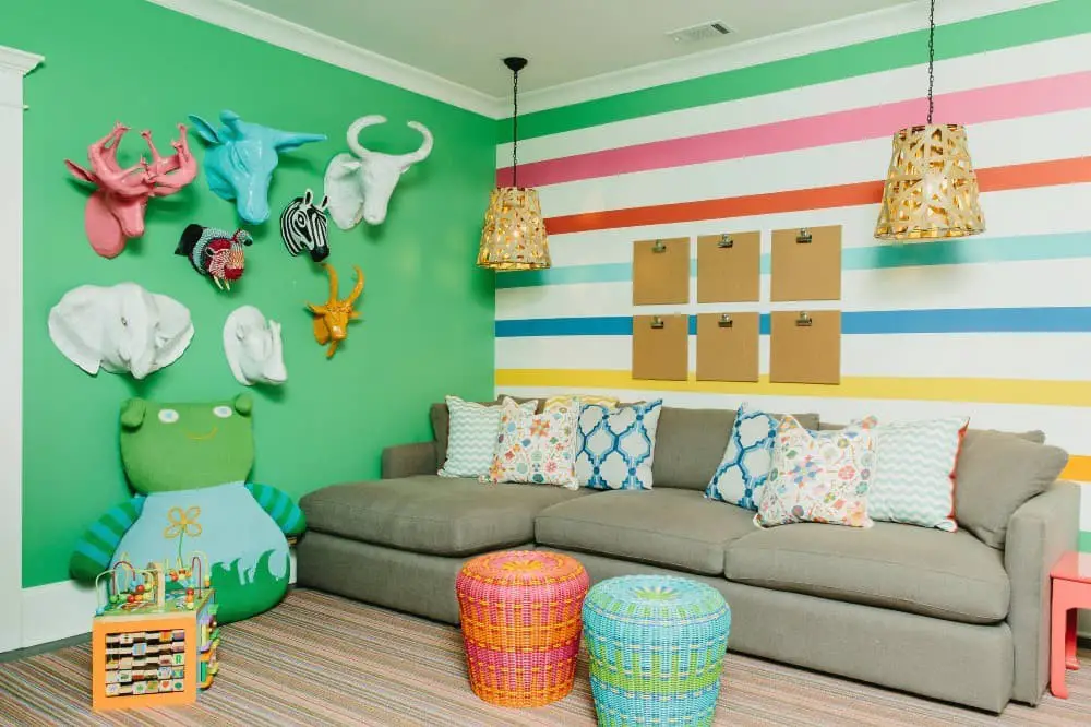 Use stencils and stickers to decorate the walls with fun designs