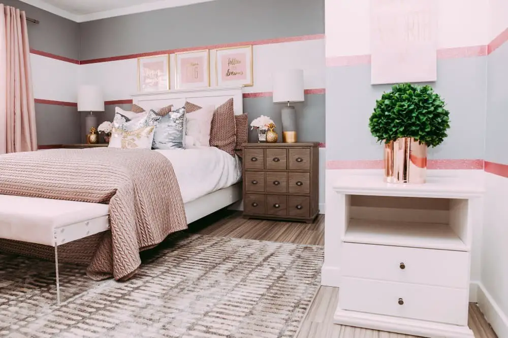 Rose accent walls