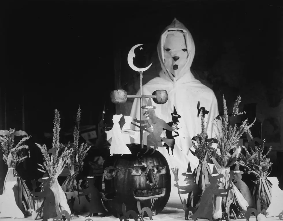 35+ Vintage Halloween Decorations