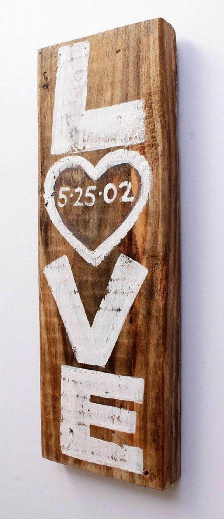 31+ Heartwarming Love Wood Sign Ideas To Personalize Your Home