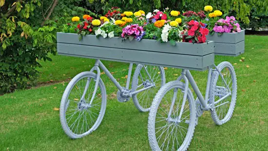 Bike-Bottom Planters