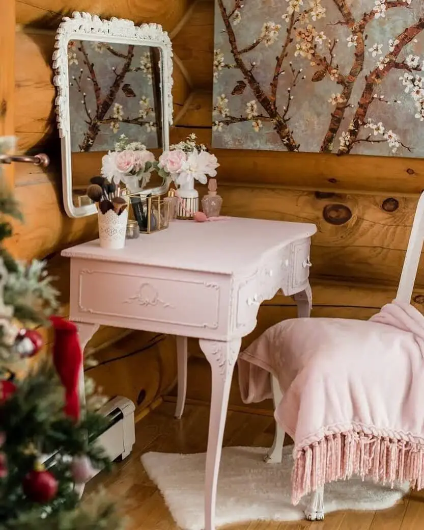 Farmhouse chic makeup vanity