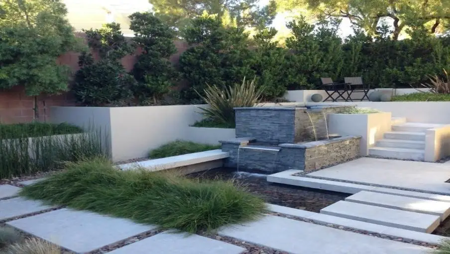 Terraced patio pavers