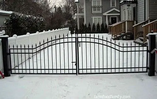 Cheap metal driveway gate