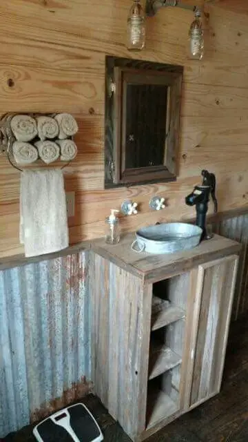 Compact rustic