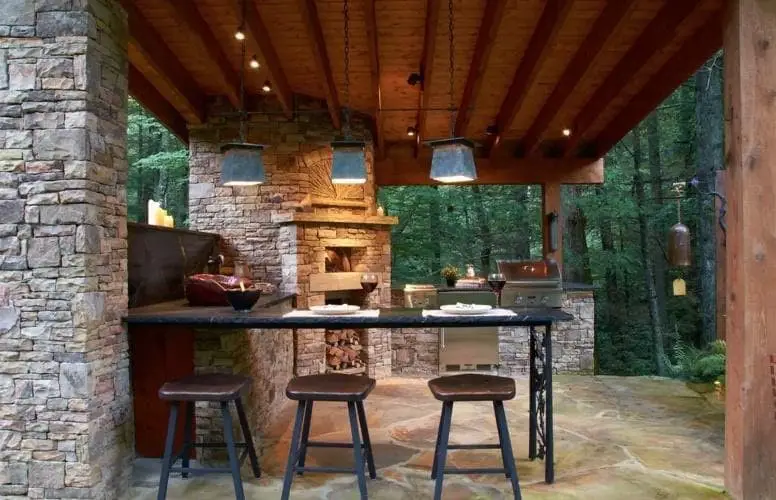 Stone outdoor kitchen ideas