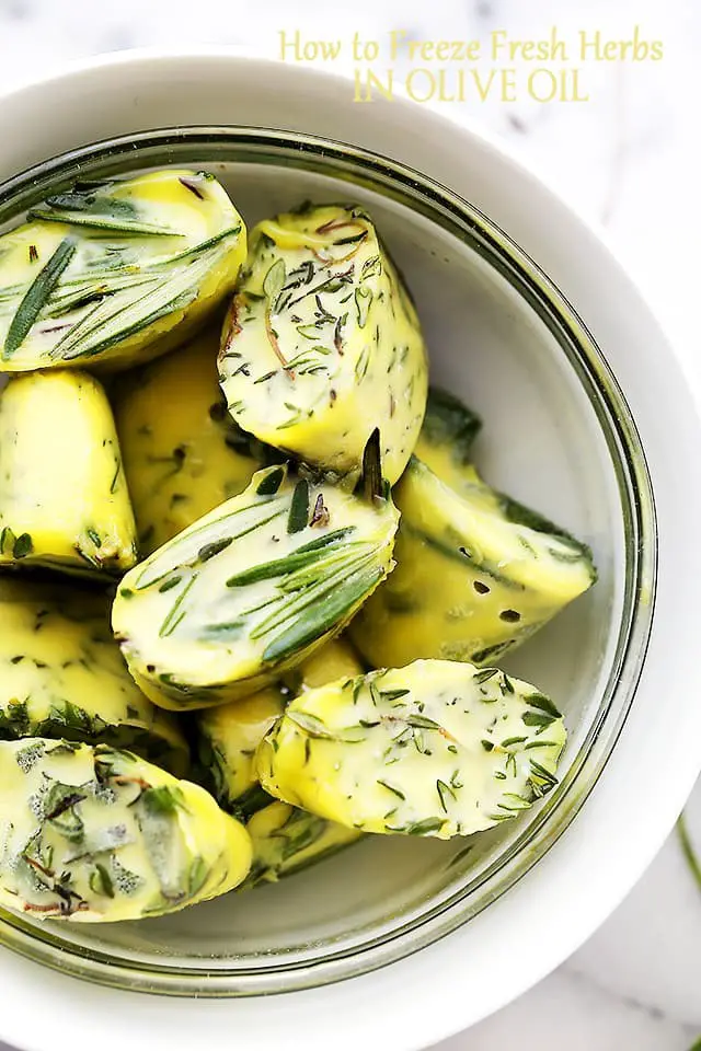 How to freeze fresh herbs in olive oil