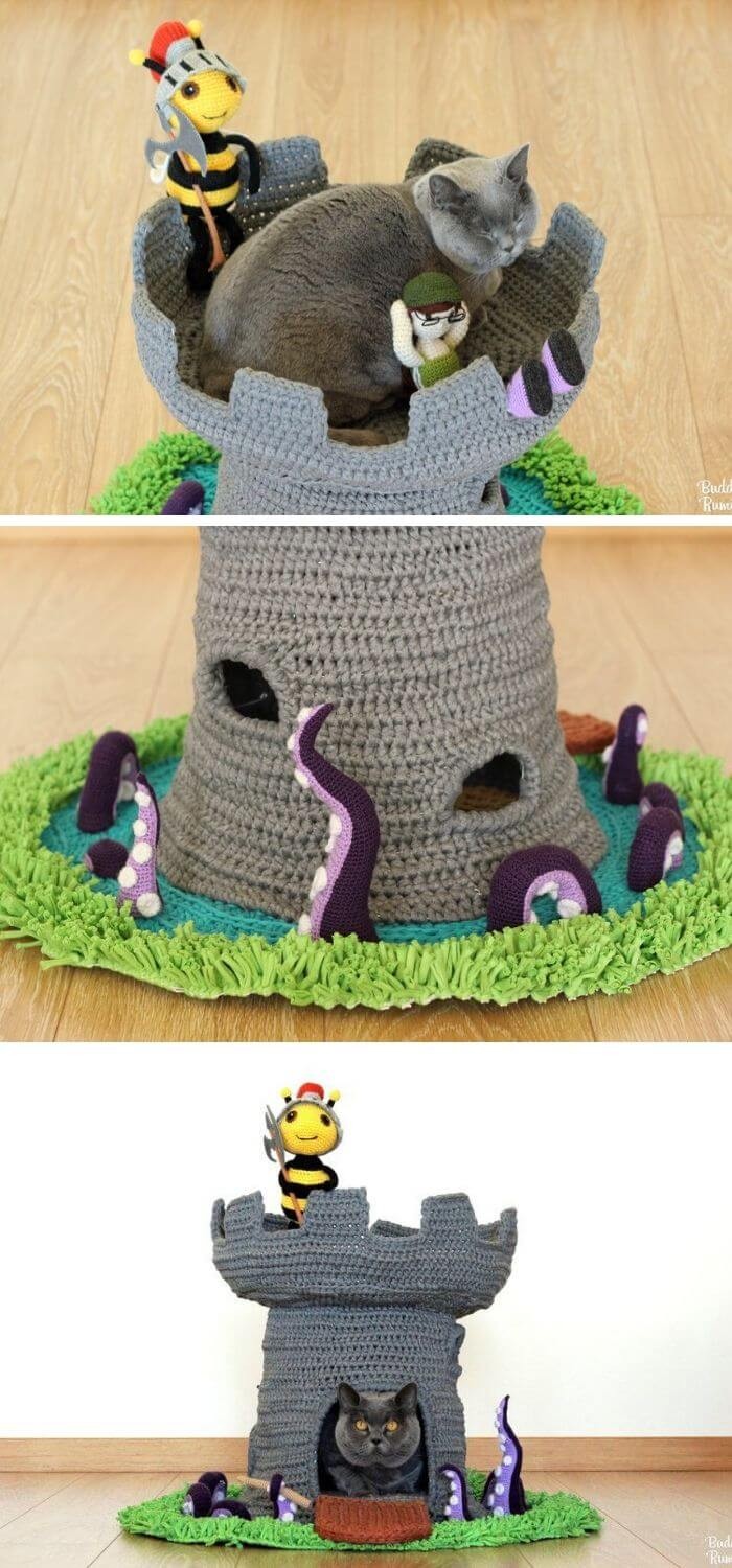 Queen of the Castle Crochet Cat Cave Pattern