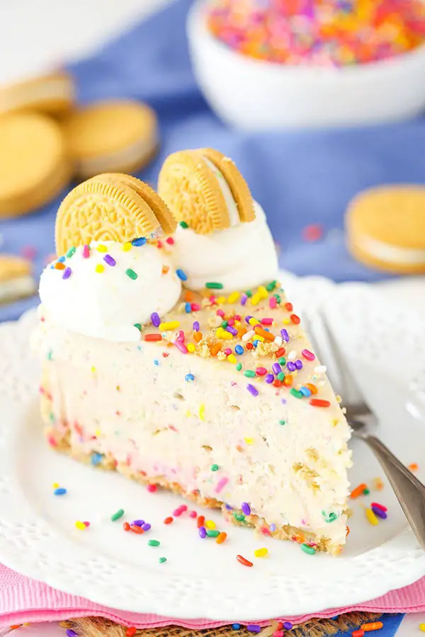 No Bake Golden Birthday Cake Oreo Cheesecake