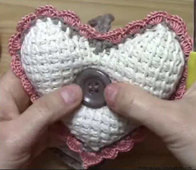 Tunisian crochet heart