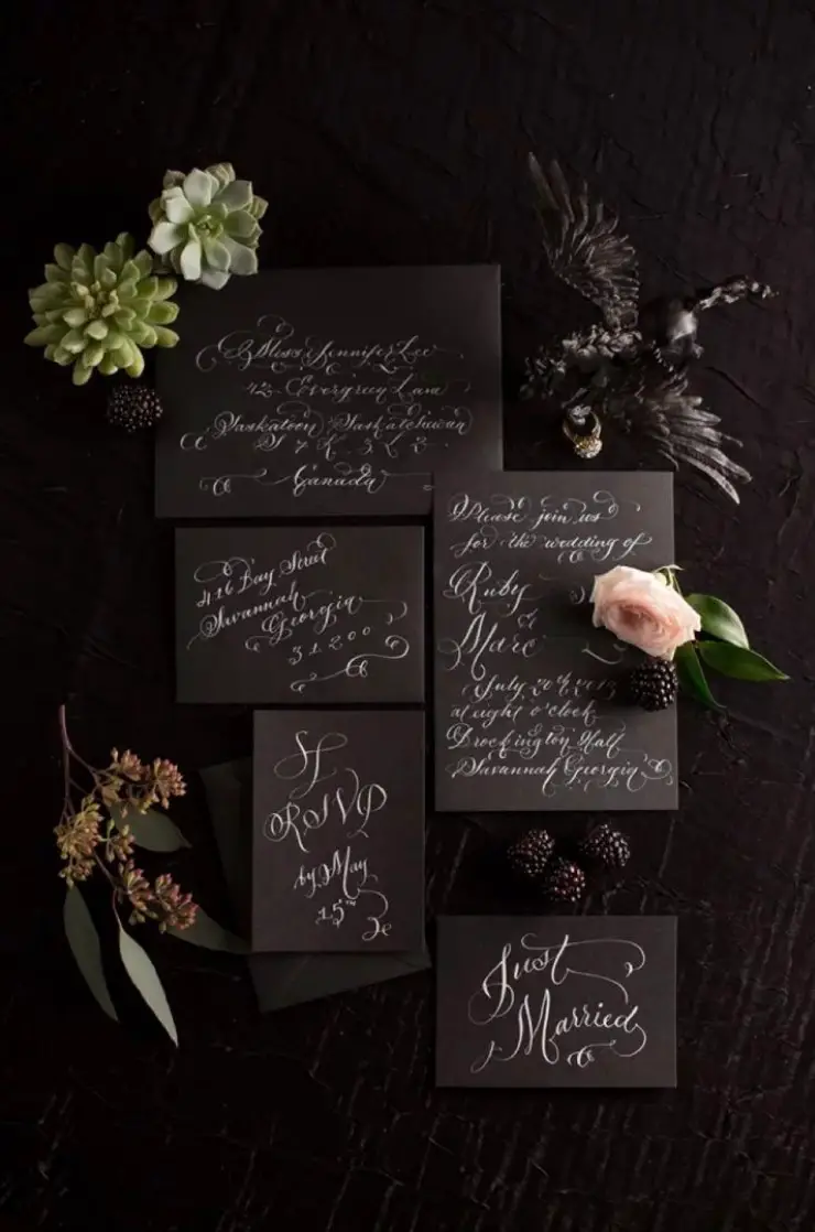 Darks but elegant invitations