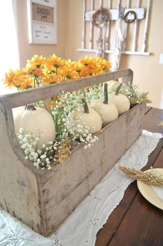 20-21. Fall centerpieces