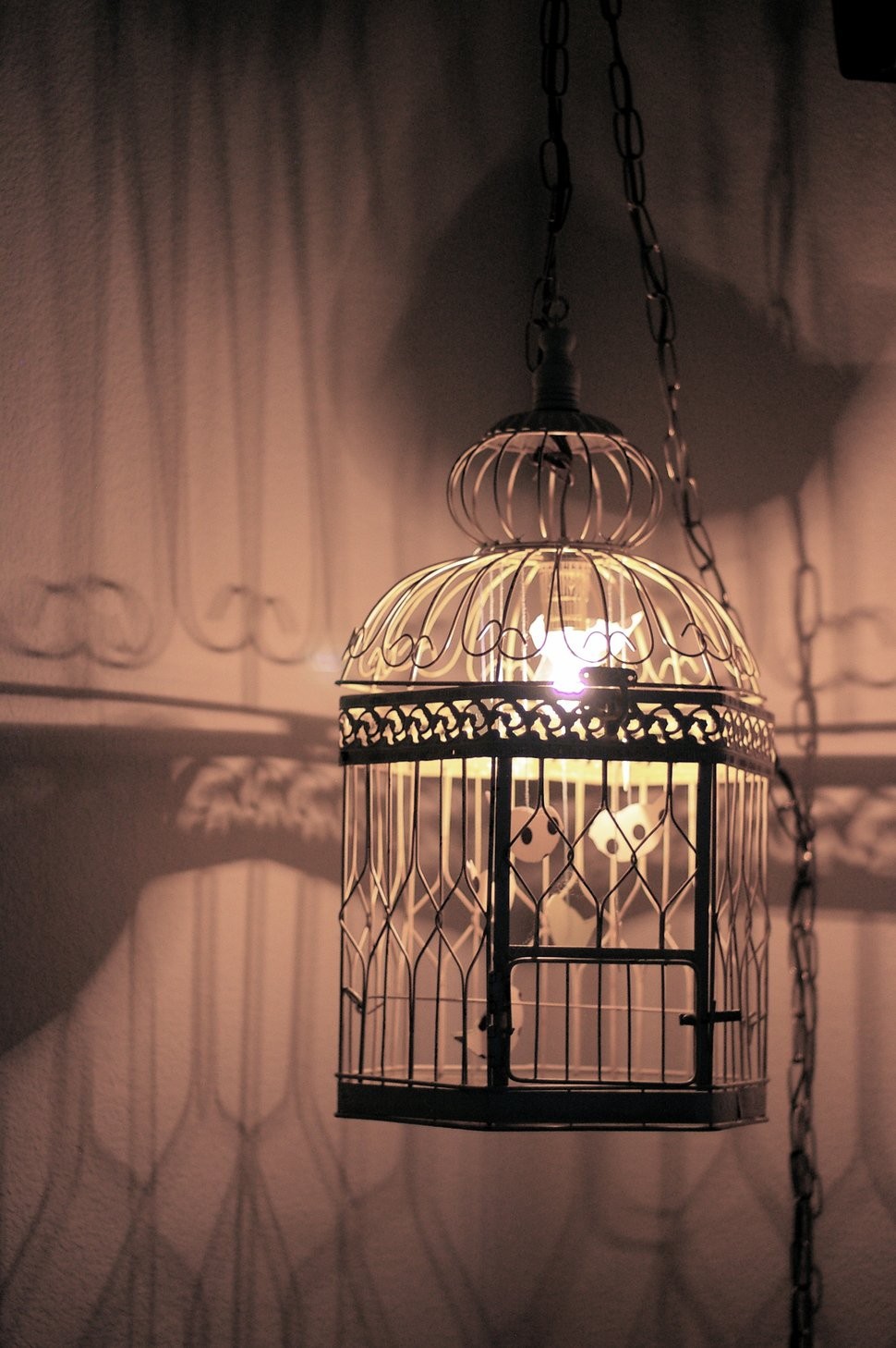 #2. Lamp made with a bird cage