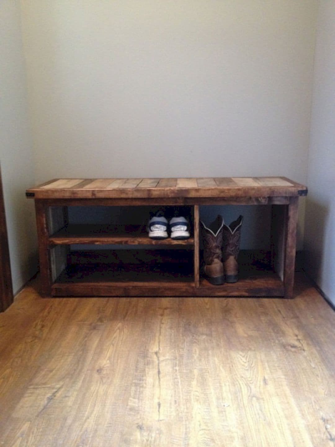 Ideas for Shoe Storage in the Rustic Entryway