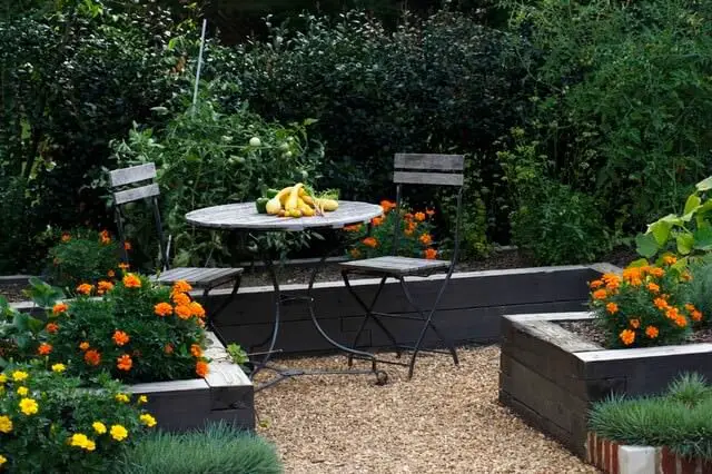 Contemporary Cottage Garden Teak Table and Chairs