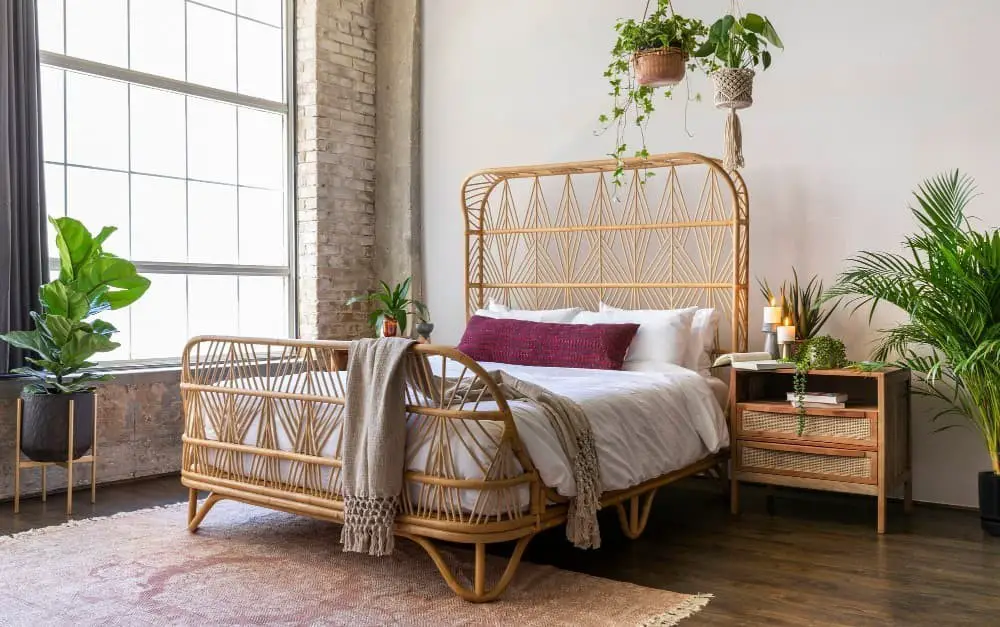 Wicker/Rattan bed frame