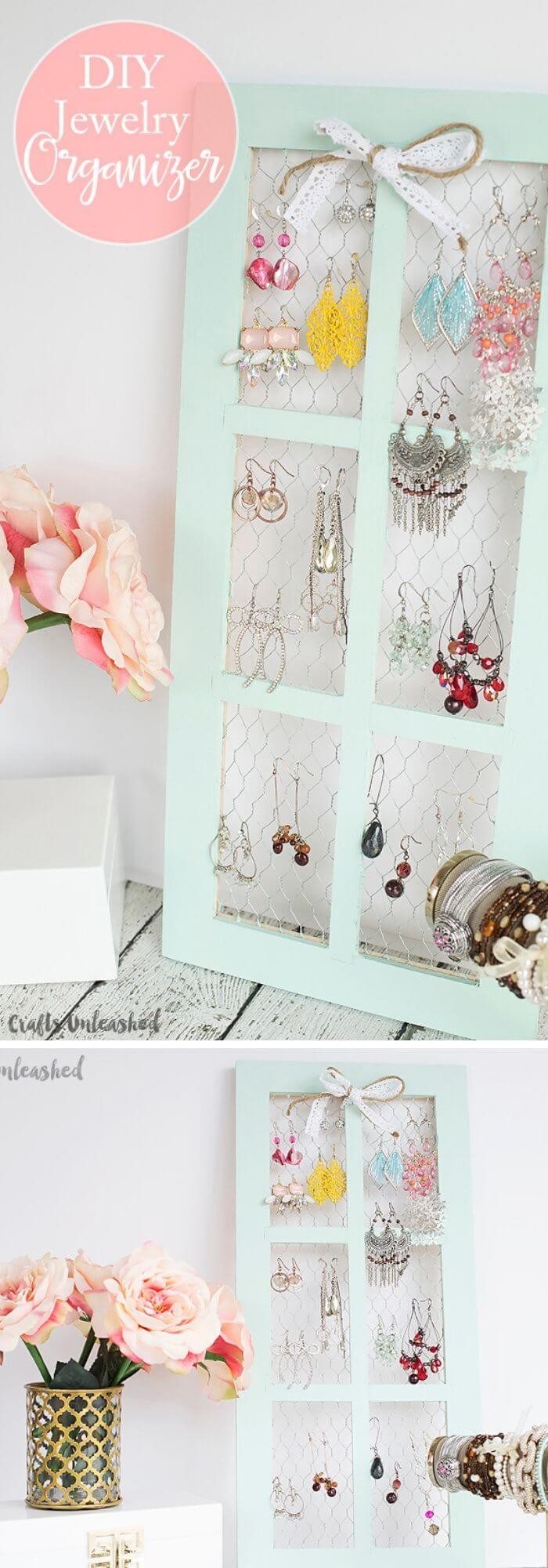 The jewelry organizer