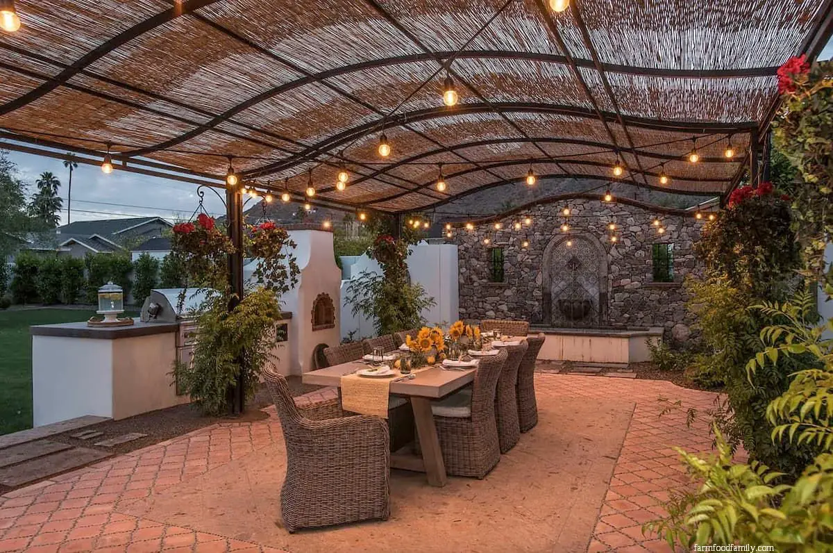 Thatch roof enclosed patio