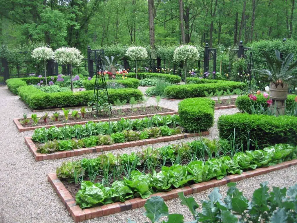 An extraordinary potager in a private New Jersey garden