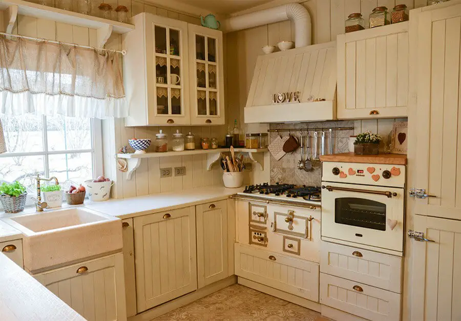 Shabby Chic Kitchen.