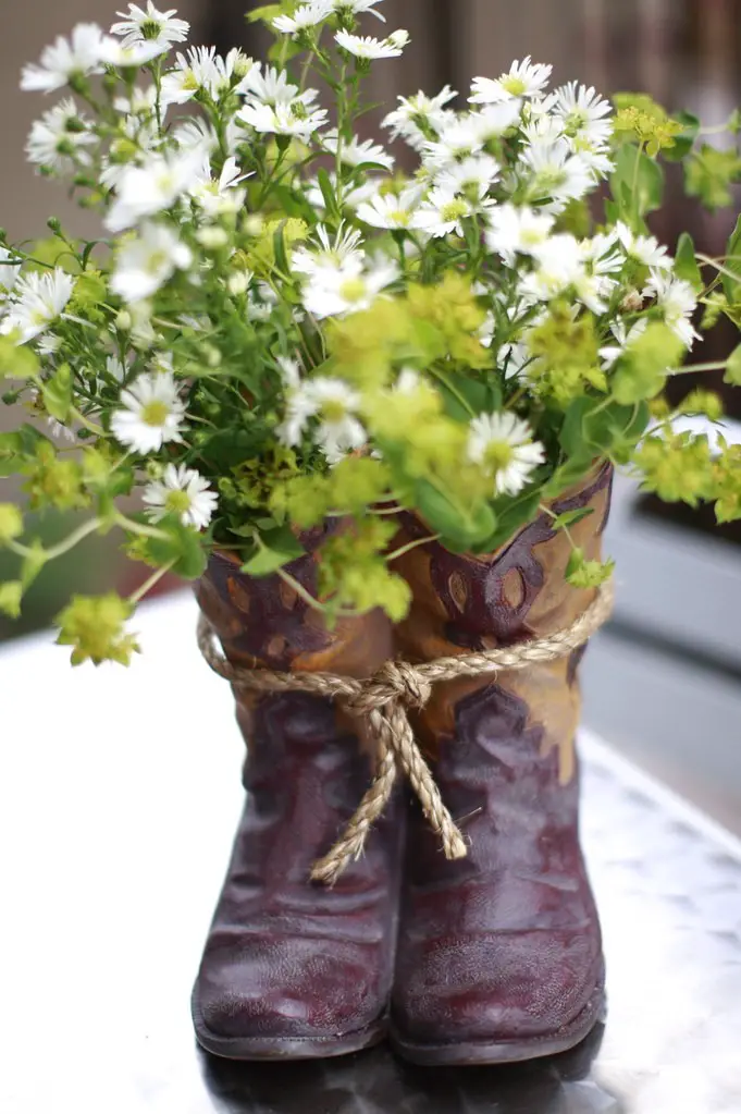 #9. Cowboy boot centerpiece