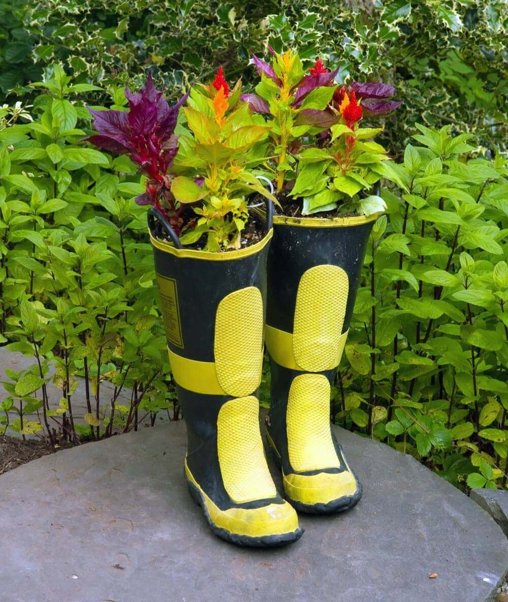 Denim Pockets for Wall-Mounted Planters