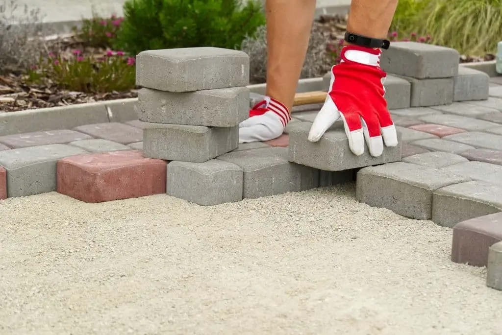 Cobblestone driveway installation