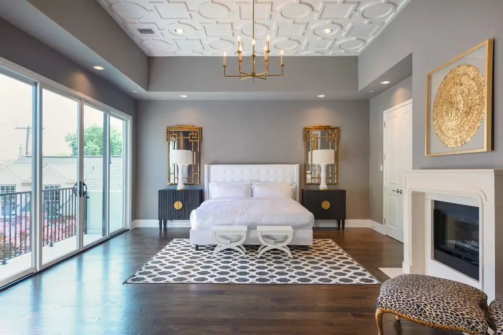 Grey, white and gold bedroom