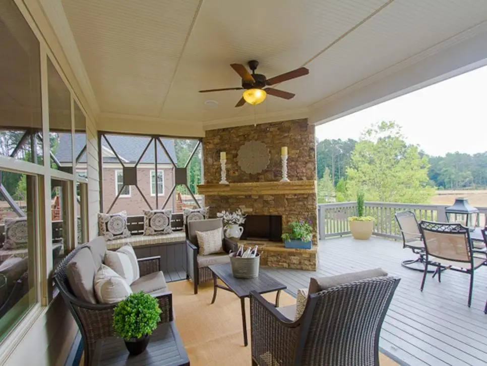 Ceiling Fan with Lighting for Deck