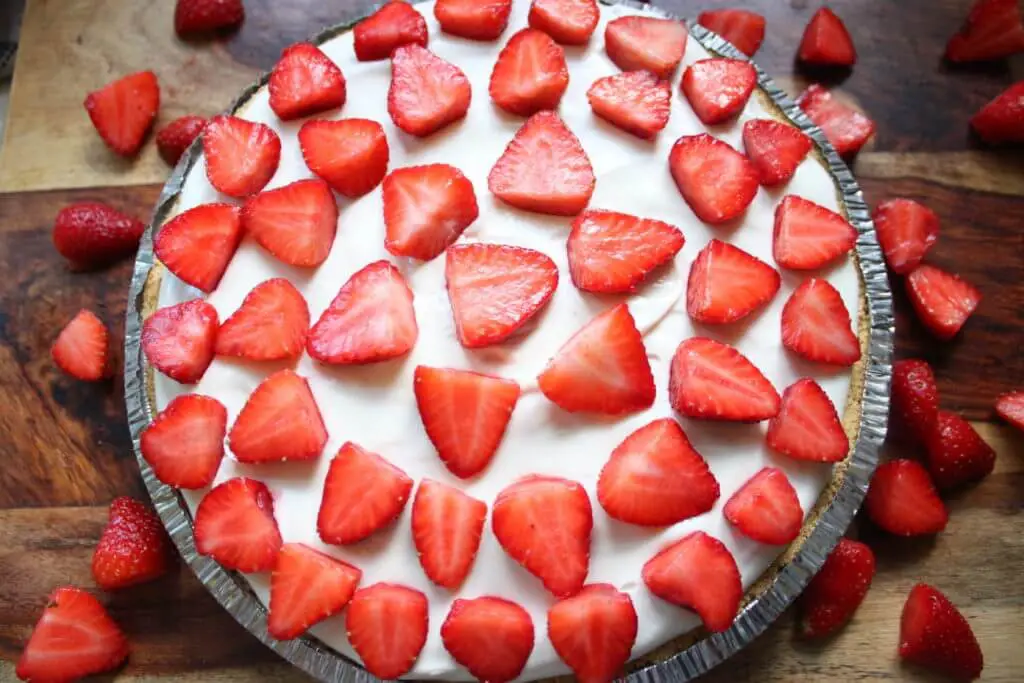 No Bake Strawberry Cheesecake