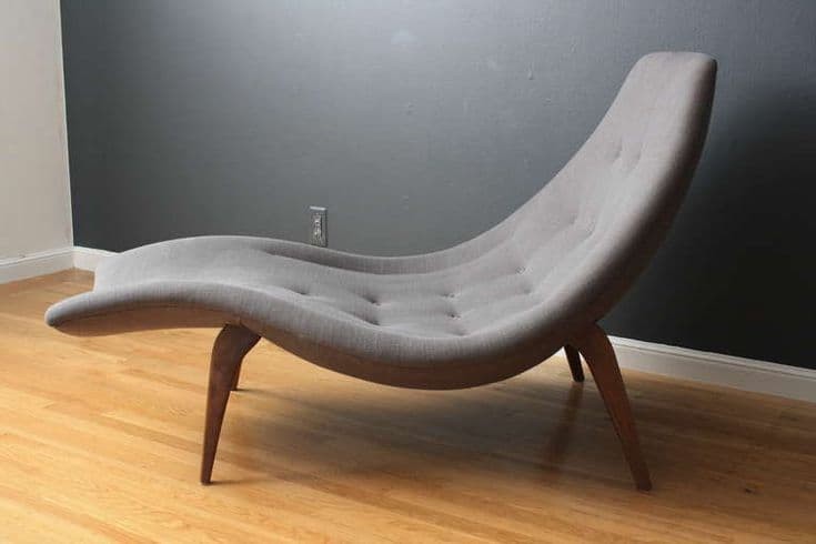 Mid Century Modern Chaise Lounge Chair.