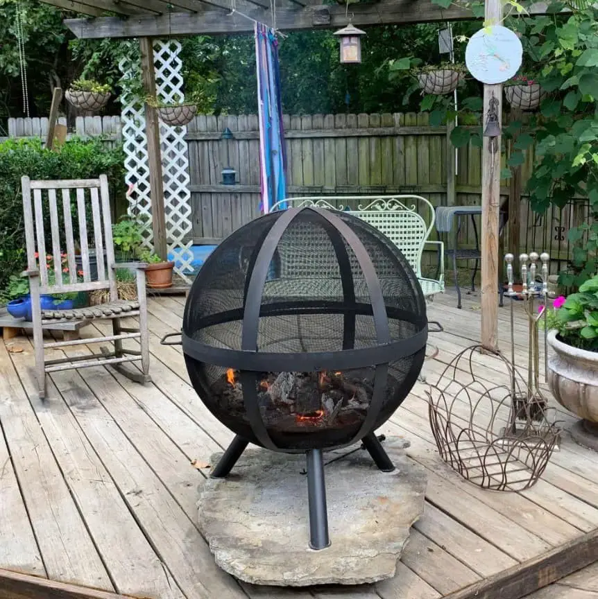 Fire globe pit