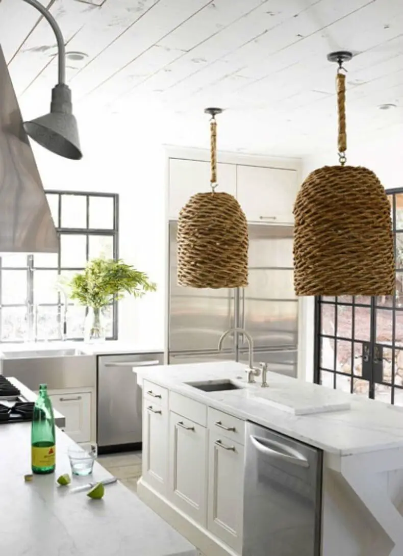 Pendant lamp/lights (Wicker shade)