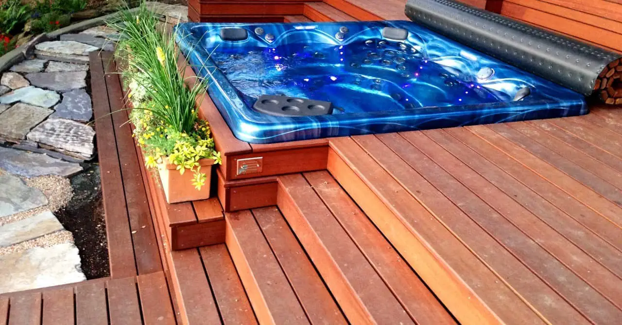 Stepped hot tub deck