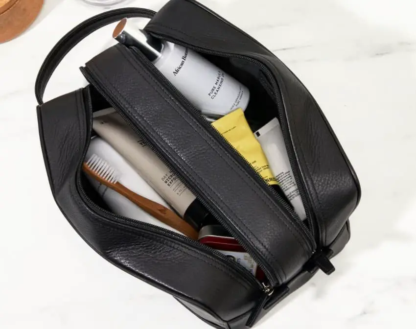 Leatherology’s Leather Toiletry Bag