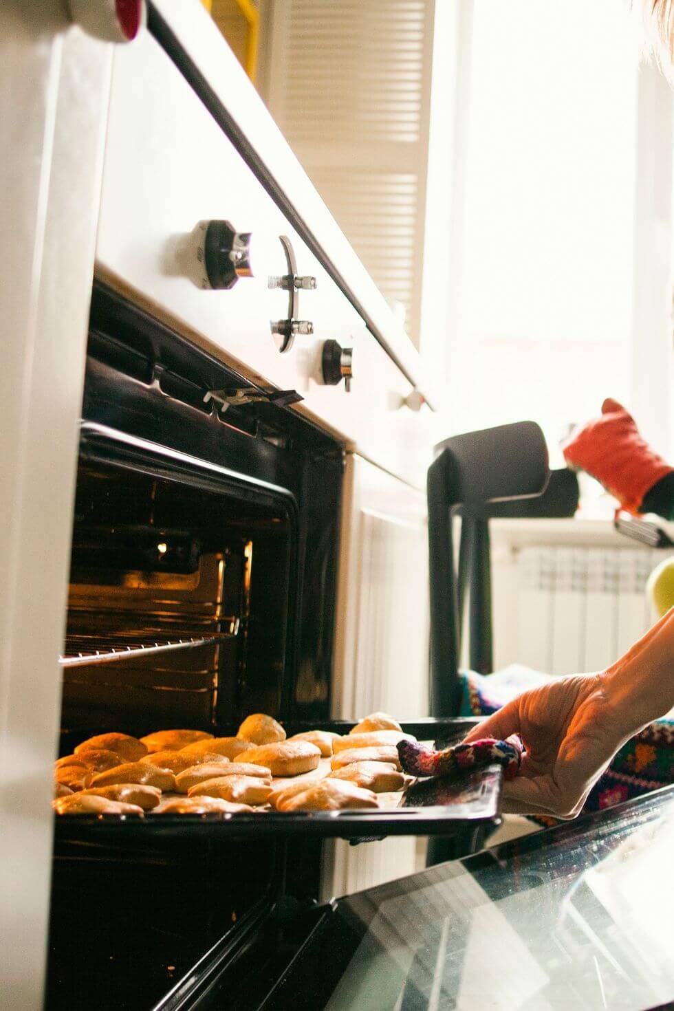 How to clean oven racks