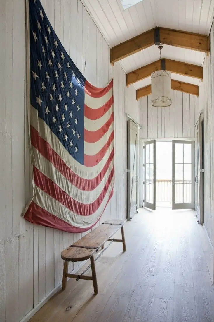 The vintage American flag