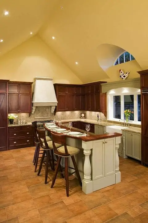 Vaulted ceiling kitchen ideas