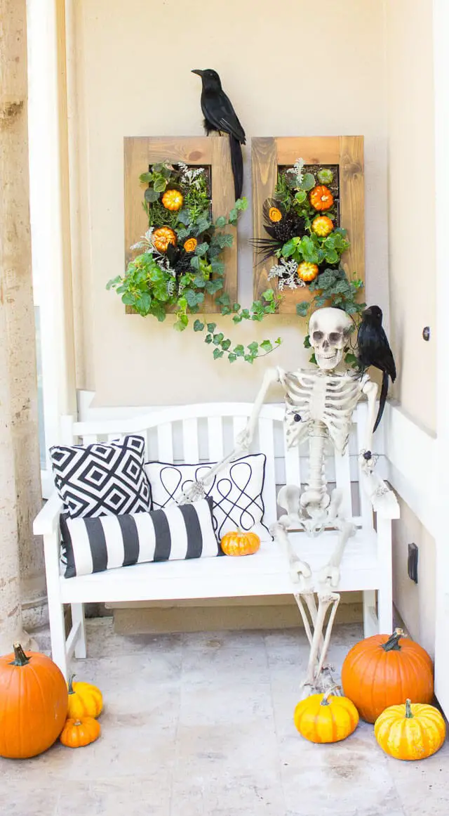 Spooky Halloween Front Porch