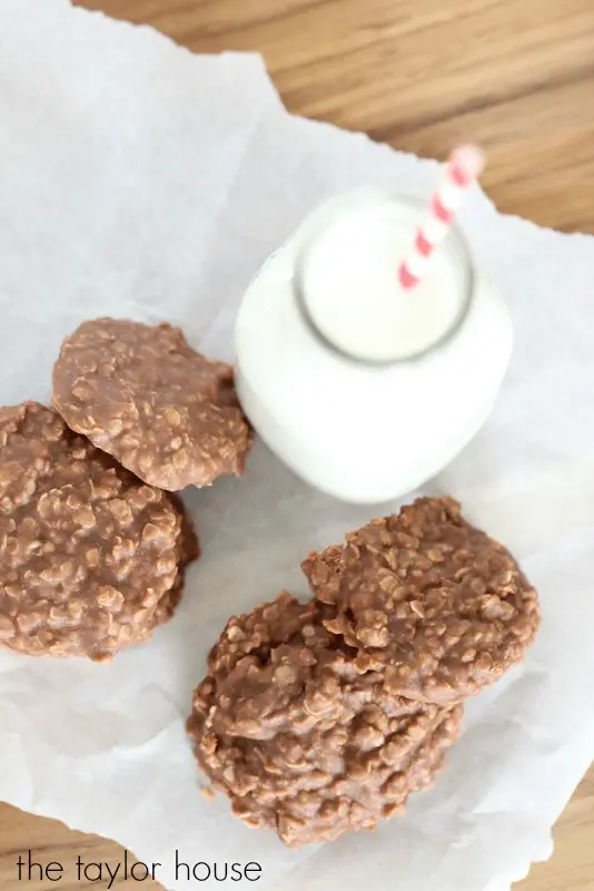 No Bake Chocolate Peanut Butter Cookies